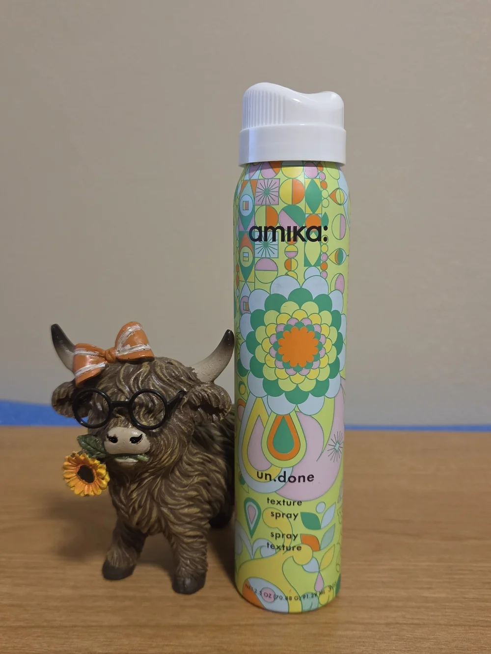 amika un.done Texture Spray - Multi-Colored Can